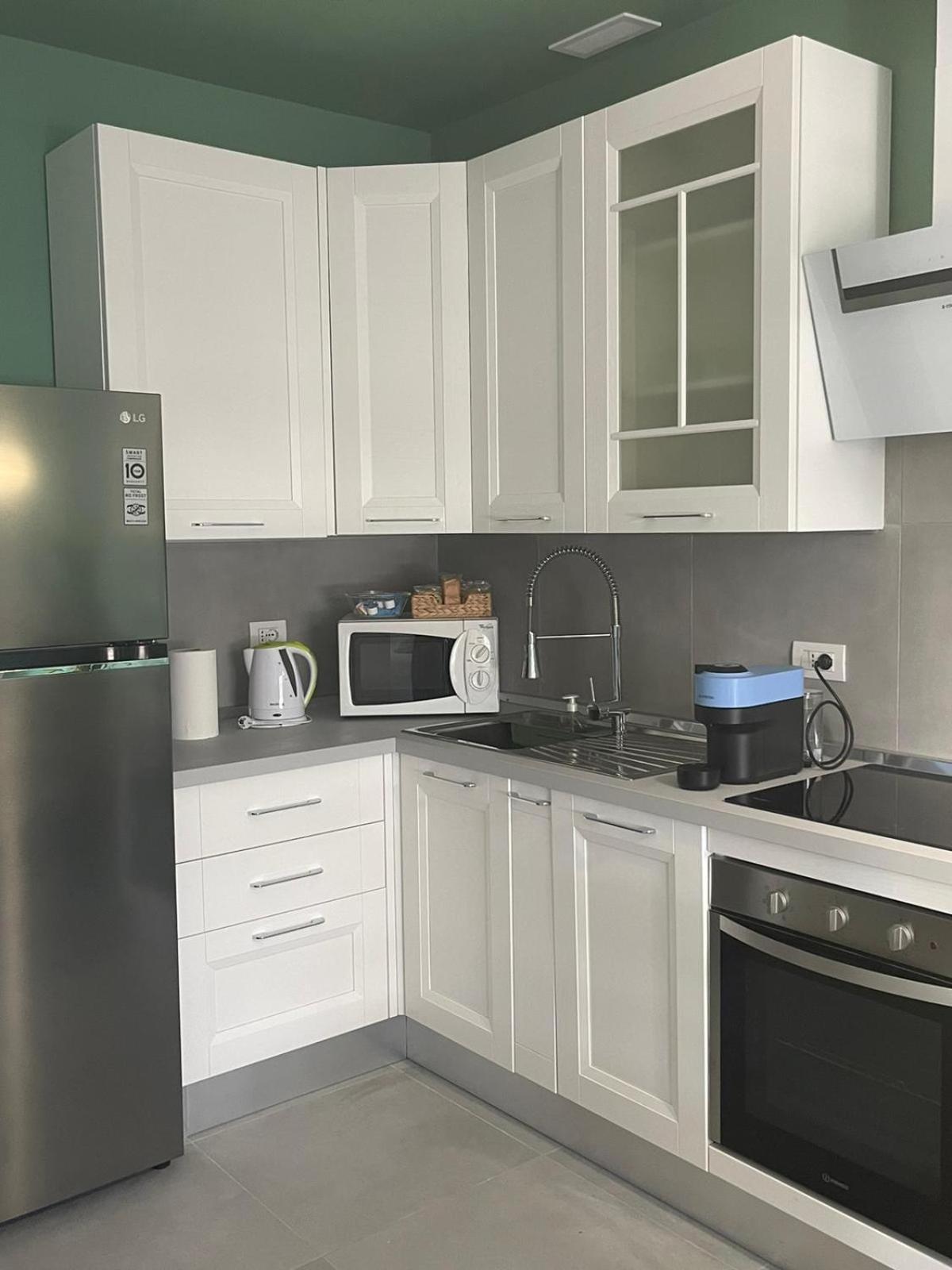 Home Suite Home - Porta Romana Suite Newly 2 Bedrooms Apartment With 2 Bathrooms Subway Metro 3 Stops To Duomo Appartement