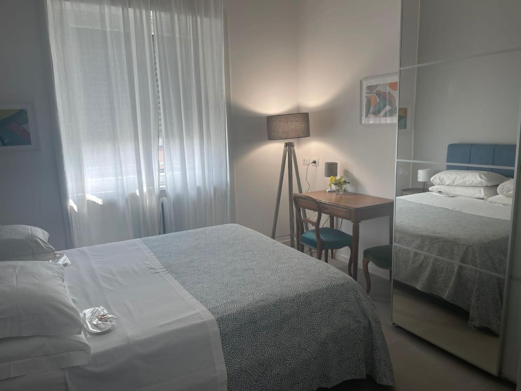 Home Suite Home - Porta Romana Suite Newly 2 Bedrooms Apartment With 2 Bathrooms Subway Metro 3 Stops To Duomo
